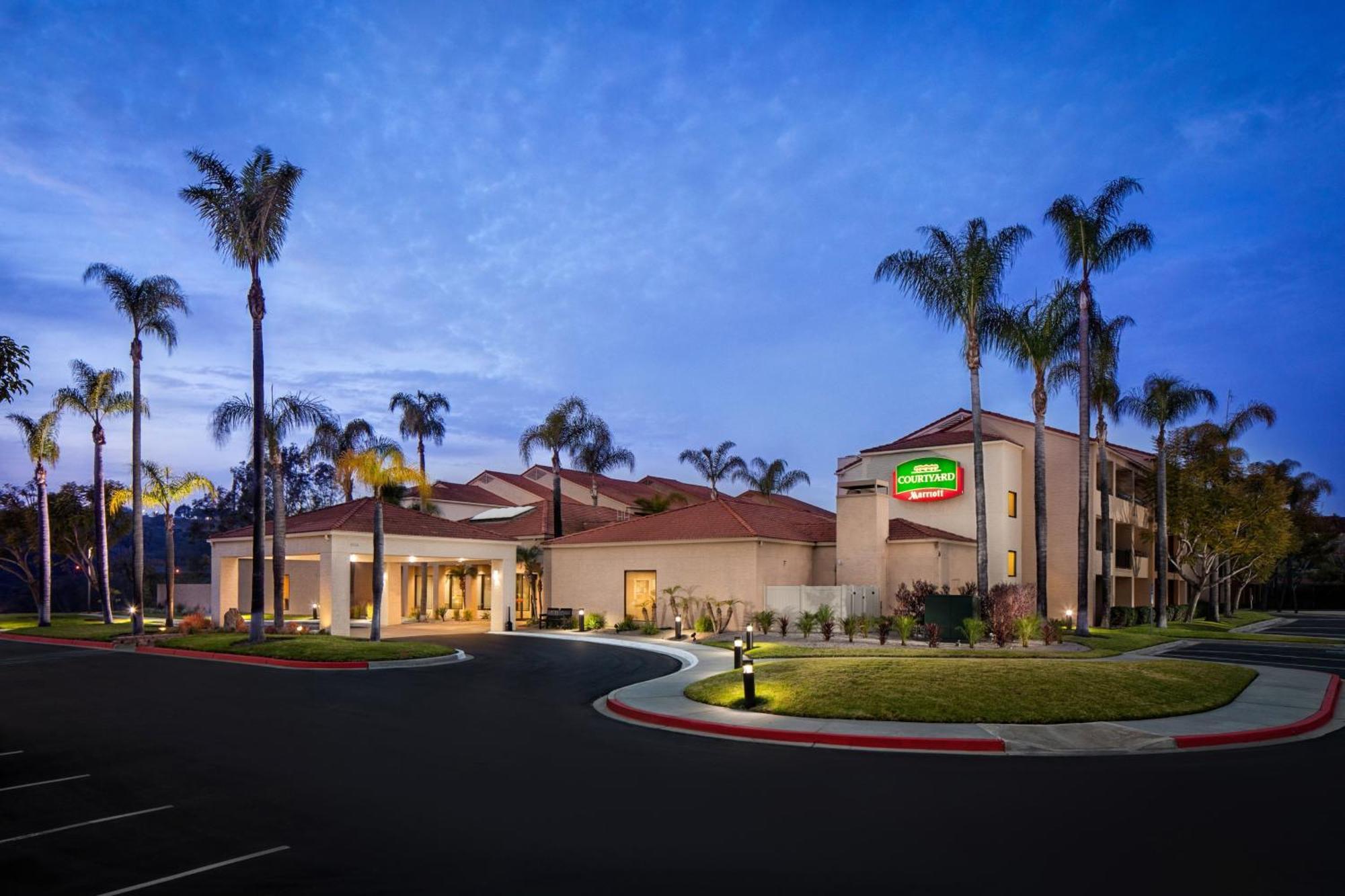 Courtyard By Marriott San Diego Sorrento Valley Eksteriør billede