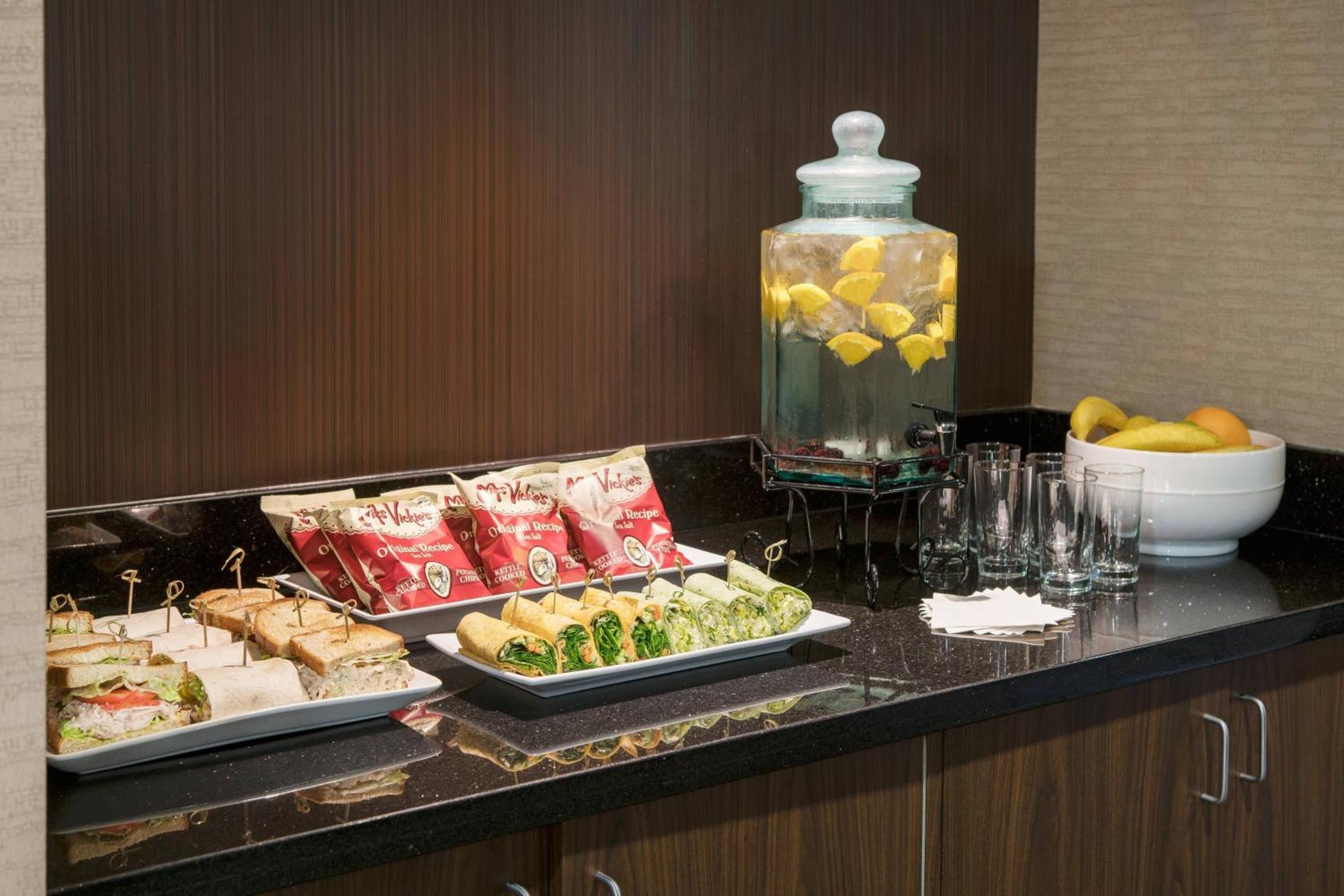 Courtyard By Marriott San Diego Sorrento Valley Eksteriør billede