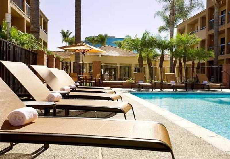 Courtyard By Marriott San Diego Sorrento Valley Eksteriør billede
